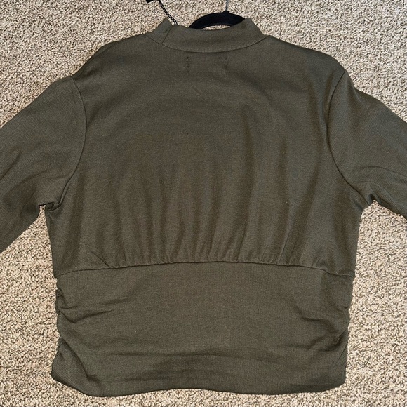 New York & Company “GABRIELLE UNION” Cropped Sweater - Picture 2 of 6